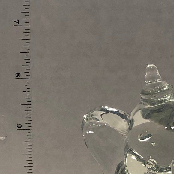 Disney's Crystal Dumbo with Base - Picture 6 of 6